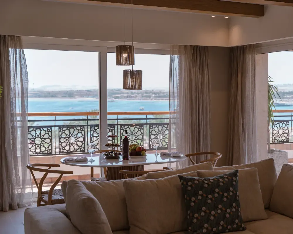 Suite Majesty: Life at the Presidential Suite